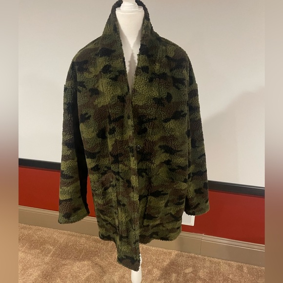 Camouflage Jacket American Eagle Camo Sherpa American Eagle Jacket - Main Image